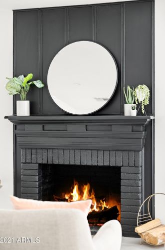 1038 Clarendon Ave, Phoenix AZ 85033-4119 exterior