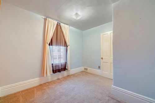 149 Ingram Ave, Pittsburgh PA 15205-2100 exterior