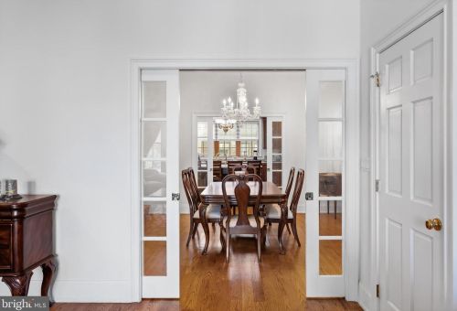 124 Bainbridge St, Philadelphia PA 19147-1866 exterior