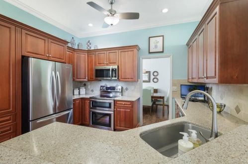 2332 Is Cv Cir, Naples FL 34109-0343 exterior