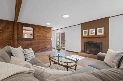 502 Braddock Rd, Pittsburgh PA 15221-3734 exterior