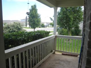 11400 Robert Wooding Dr, Austin TX  78748-3788 exterior