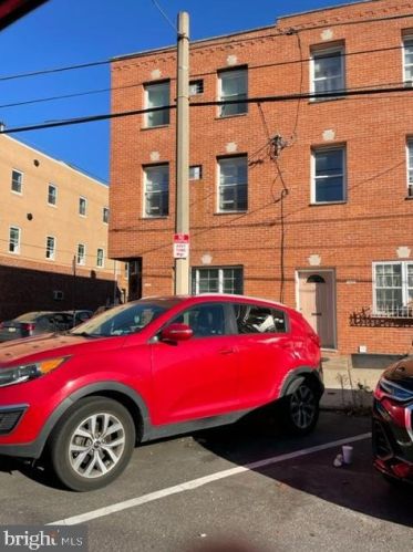 1167 11th St, Philadelphia, PA 19147-4625