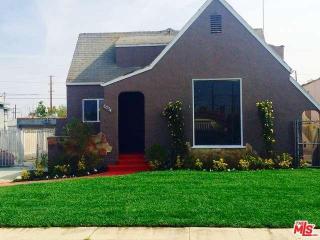 6034 Cimarron, Los Angeles CA  90047-1007 exterior