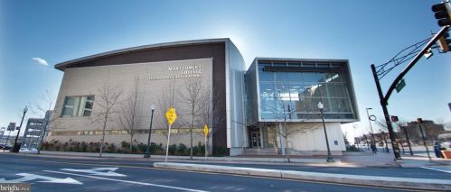 9900 Georgia Ave, Silver Spring MD  20902-5244 exterior