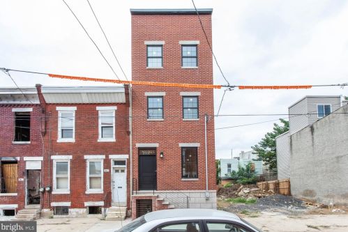 2615 Manton St, Philadelphia PA  19146-3811 exterior