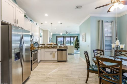 1503 Oceania Dr, Naples FL 34113 exterior