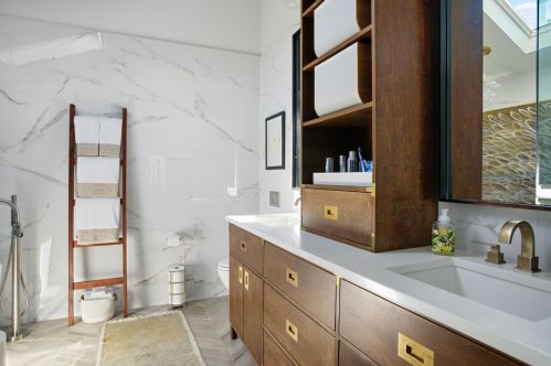 1751 Fairfield Ave, Chicago IL 60632-2211 exterior