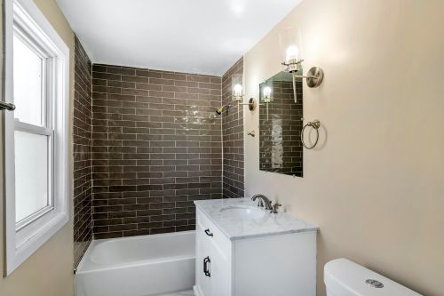 9847 Charles St, Chicago IL 60643-2105 exterior