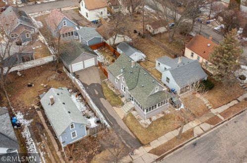 1025 Jameson St, Saint Paul MN 55103-1445 exterior