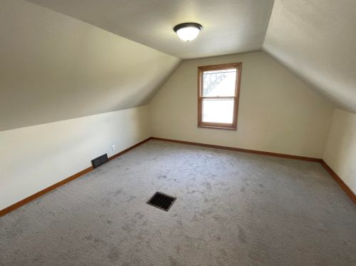 5921 64th St, Milwaukee WI  53218-1921 exterior