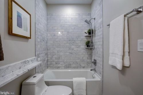 1444 Harvard St, Washington DC  20009-5297 exterior