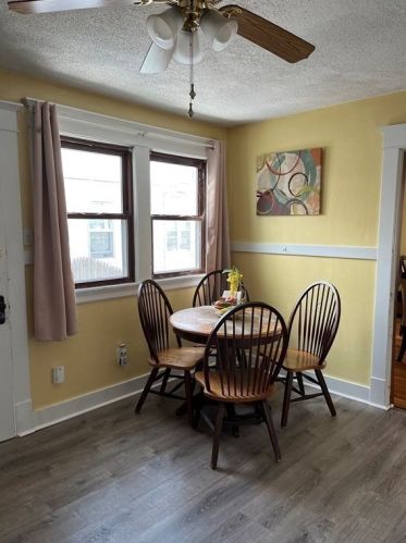 111 Wilber St, Springfield MA 01104-2527 exterior