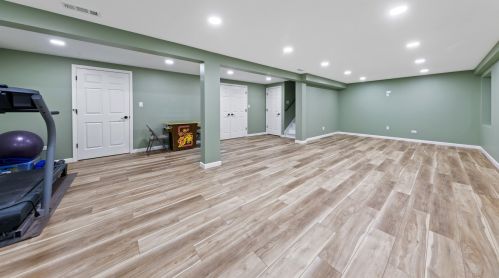 1315 Roth Dr, Joliet IL 60431-7536 exterior