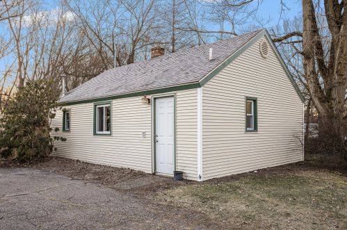 1007 Parker Ave, Kalamazoo MI  49008-3143 exterior