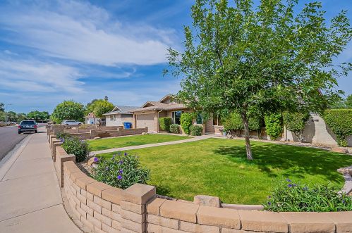 8048 16th Dr, Phoenix, AZ 85021-5467