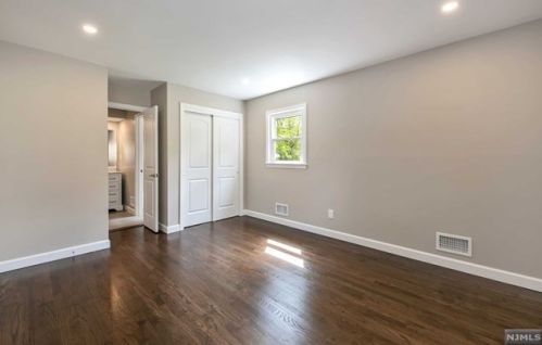 138 Sunset St, Dumont NJ  07628-1506 exterior