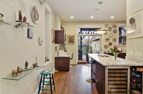 2749 Kenmore Ave, Chicago IL 60657-4315 exterior