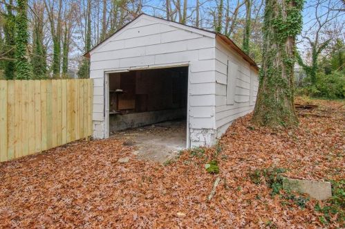 1338 Elizabeth Ave, Atlanta GA 30310-3916 exterior