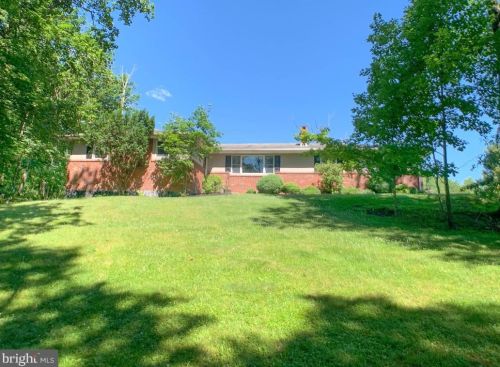 2670 Meetinghouse Rd, Jamison, PA 18929-1156