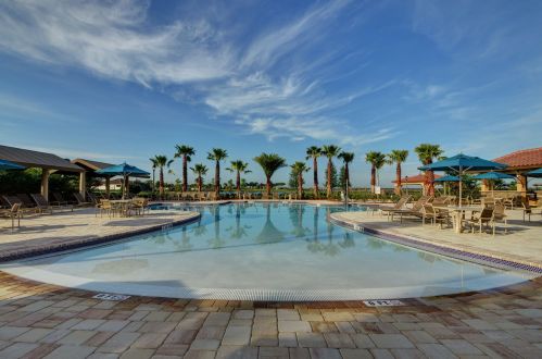 9521 Royal Poinciana Dr, Fort Pierce FL 34987-2514 exterior