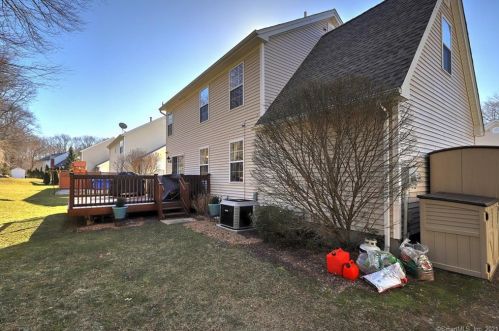 254 Acorn Ln, Milford CT 06461-1888 exterior