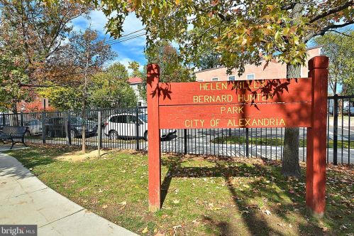 401 Fayette St, Alexandria VA 22314-2228 exterior