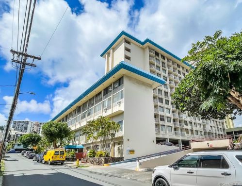 1535 Pensacola St, Honolulu HI  96822-3835 exterior