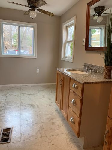 99 Redwood Ave, Concord NH 03301-3519 exterior