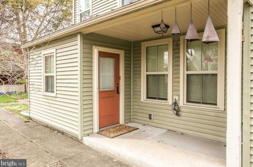 245 Hanover St, Pottstown PA  19464-5303 exterior