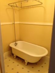 2066 Glisan St, Portland OR  97209-1160 exterior