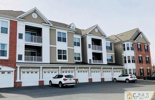 2426 Edward Stec Blvd, Edison NJ  08837-7008 exterior