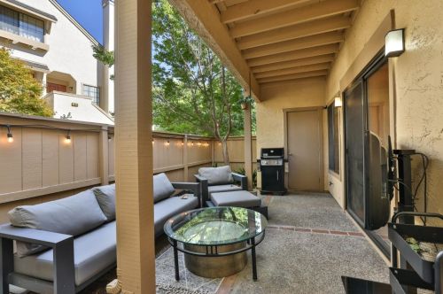 2086 Foxhall Loop, San Jose CA  95125-5986 exterior