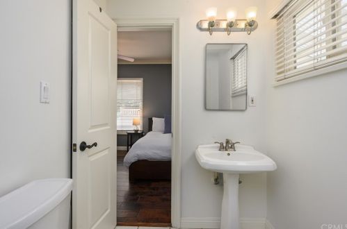 619 Drake Ave, Fullerton CA 92832-1140 exterior