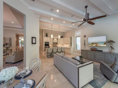 2289 Residence Cir, Naples FL 34105-3084 exterior