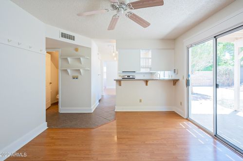 12226 45th St, Phoenix AZ 85050-8561 exterior