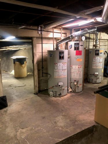 801 Hovey St, Grand Rapids MI 49504-6154 exterior