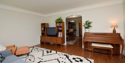 5515 Byron St, Chicago IL 60641-2518 exterior