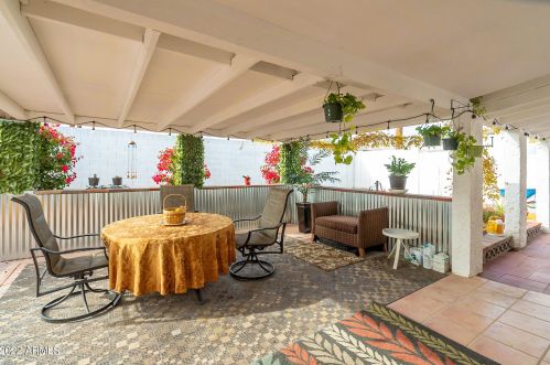 12814 40 Pl, Phoenix AZ 85050-8972 exterior