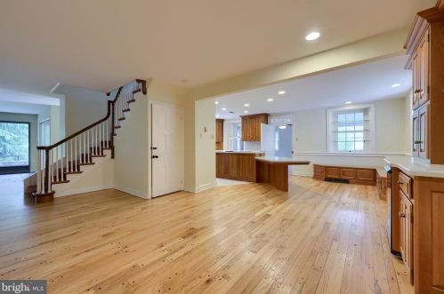 1944 Millersville Rd, Lancaster PA 17603-6153 exterior