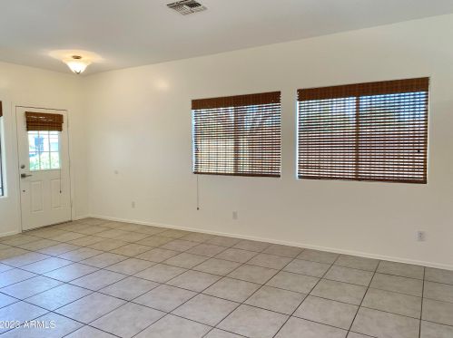 3323 Roadrunner Dr, Chandler AZ  85286-5760 exterior