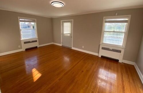 1725 Peck St, Meskegon MI 49441-2530 exterior