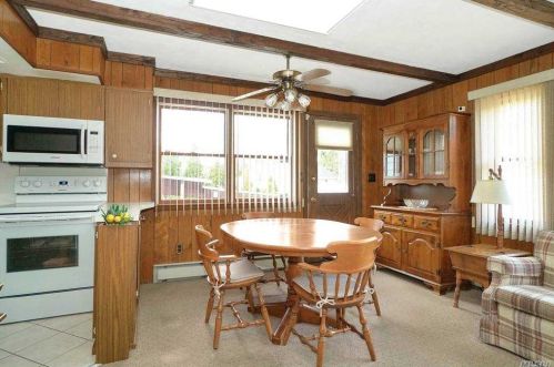 11 Elder Dr, Commack NY 11725-2331 exterior