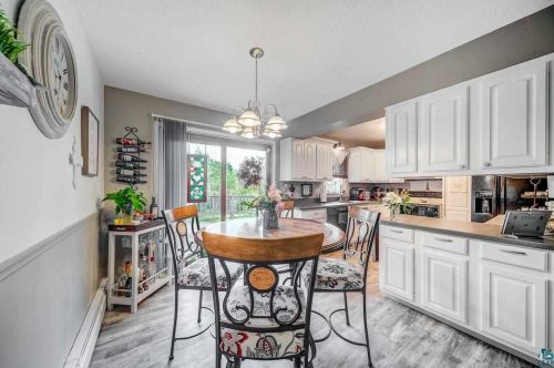 3444 Tischer Rd, Duluth, MN 55803-9761