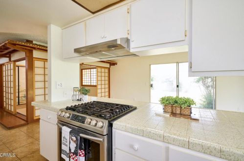 1540 Joanne Ct, Oxnard CA exterior