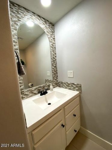 14460 40 Pl, Phoenix AZ 85050-8746 exterior