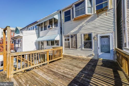 2826 6 St, Washington DC 20003-1135 exterior