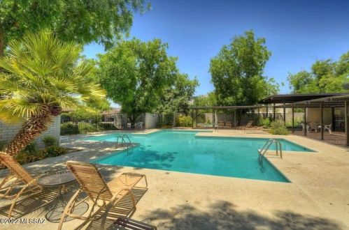 5701 Glenn St, Tucson AZ  85712-5232 exterior