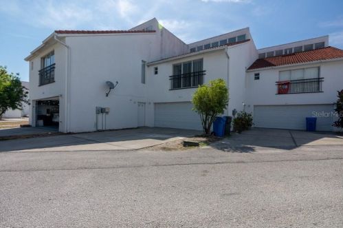 9517 Citrus Glen Pl, Tampa FL  33618-4032 exterior