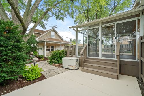 774 Fairfield Ave, Elmhurst IL  60126-4709 exterior